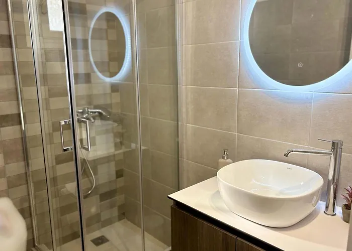 Origins Iii Modern Seaside In * Piso Livadi