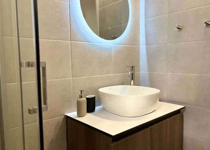 Origins Iii Modern Seaside In * Piso Livadi